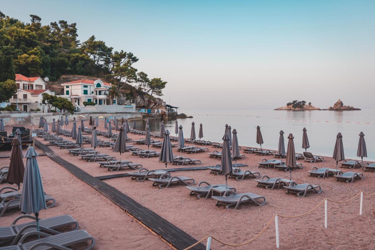 Hotel Ami Budva Petrovac Ngoại thất bức ảnh